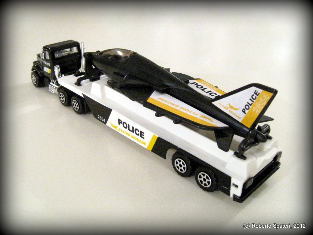 Majorette  airplane transporter (n.3000 series)